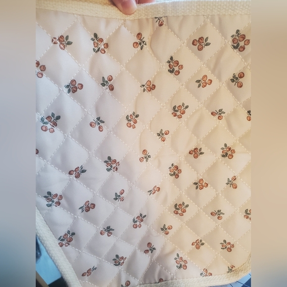 Floral Cream Tote Bag - Picture 3 of 6